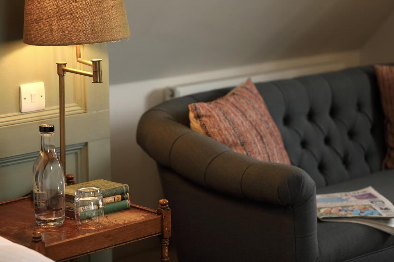 The Feathered Nest Inn Westcote 외부 사진